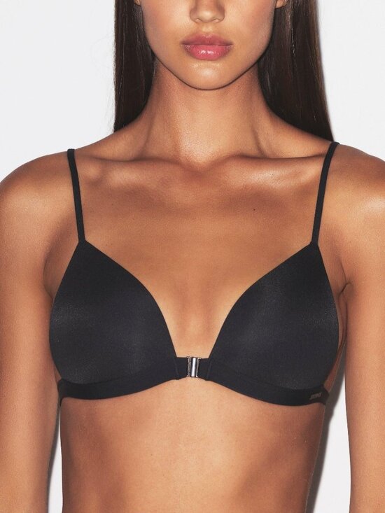 SKIMS Other - Skims triangle front close super push up bra 34A black NWT